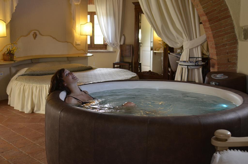 Il Cardo Resort Anghiari Habitación foto
